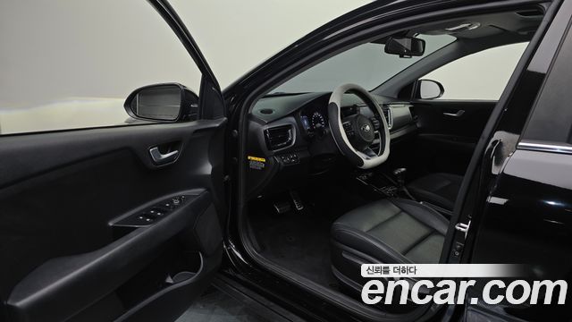 Kia Stonic 2018 — photo 13