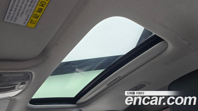 Kia Stonic 2018 — photo 24