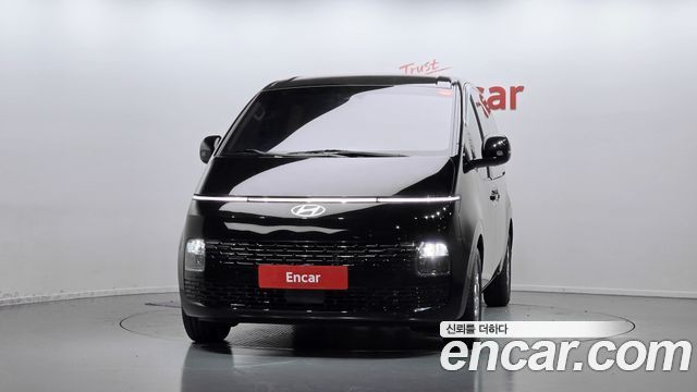 Hyundai Staria 2022 — photo 3