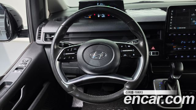 Hyundai Staria 2022 — photo 19