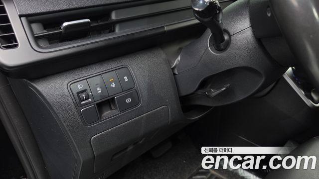 Hyundai Staria 2022 — photo 26