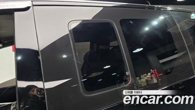 Hyundai Staria 2022 — photo 29