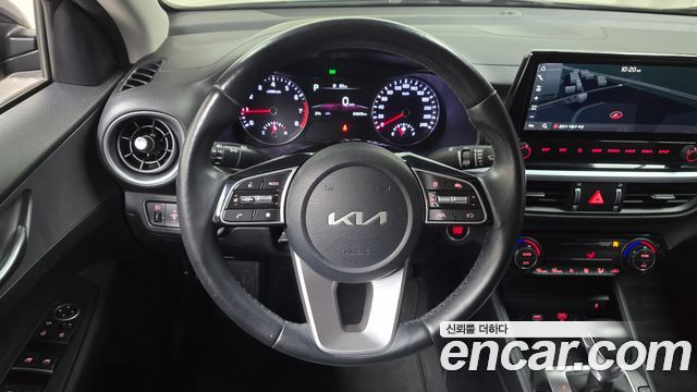 Kia K3 2022 — photo 18