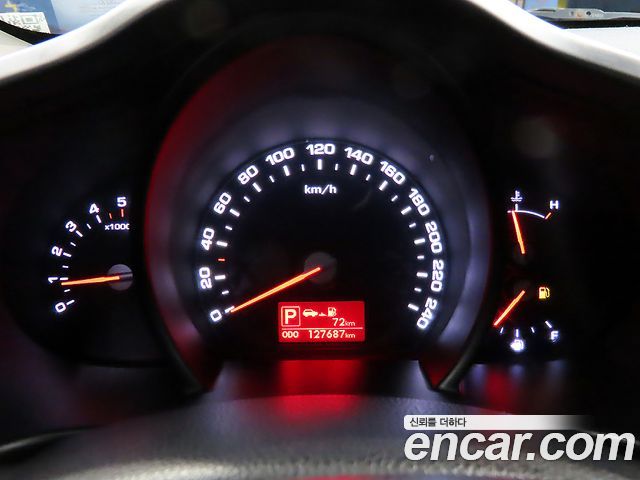 Kia Sportage 2012 — photo 9