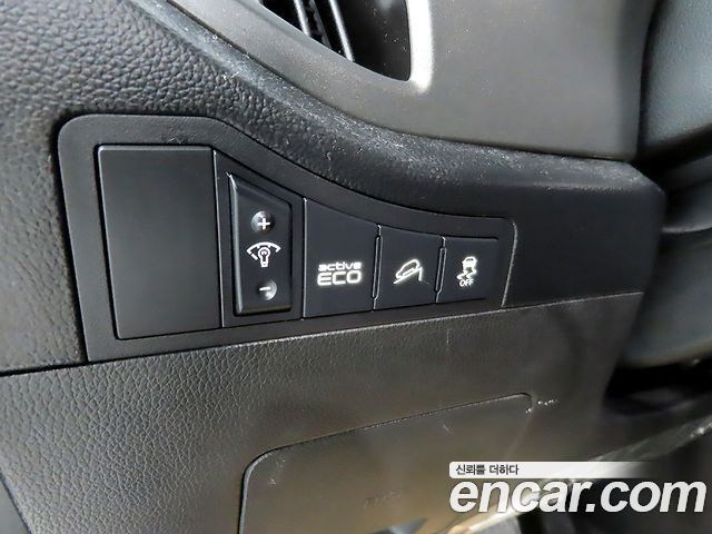 Kia Sportage 2012 — photo 15
