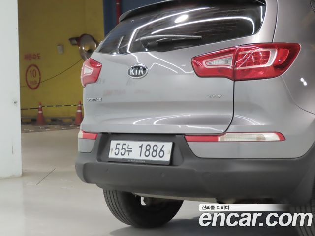 Kia Sportage 2012 — photo 17