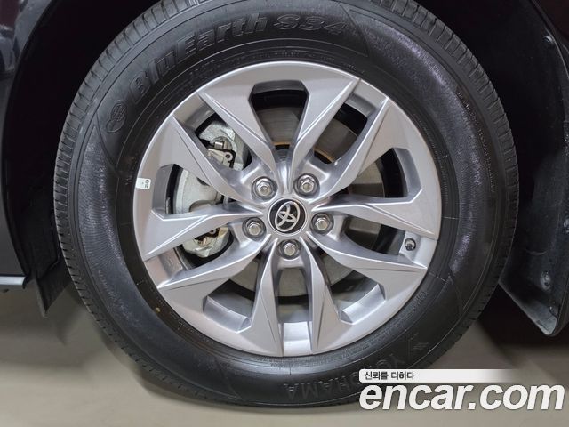 Toyota Sienna 2024 — photo 5