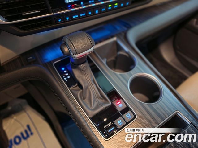 Toyota Sienna 2024 — photo 9