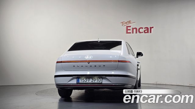 Hyundai Grandeur 2023 — photo 4
