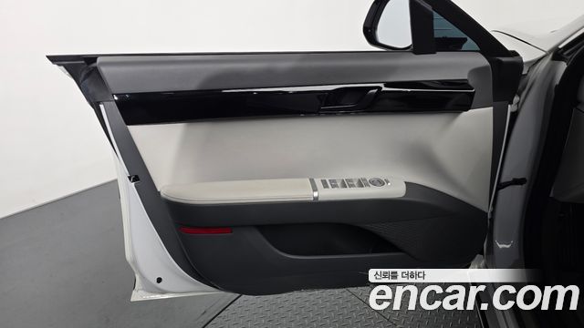 Hyundai Grandeur 2023 — photo 14