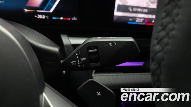 BMW 5-Series 2024 — photo 28