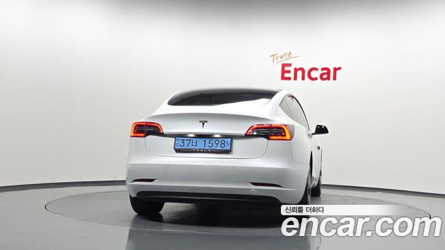 Tesla Model 3 2022 — photo 4
