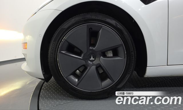 Tesla Model 3 2022 — photo 5
