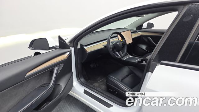 Tesla Model 3 2022 — photo 13