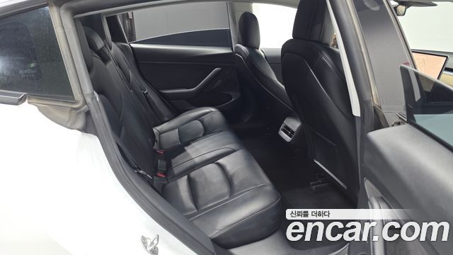 Tesla Model 3 2022 — photo 17