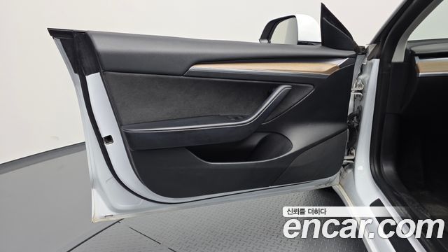 Tesla Model 3 2022 — photo 14