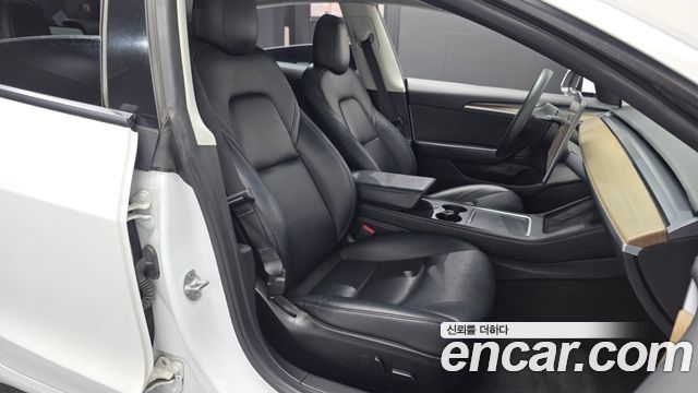 Tesla Model 3 2022 — photo 16