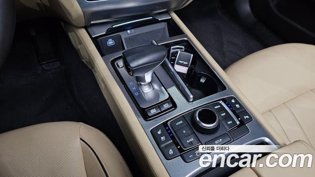 Genesis G80 2019 — photo 12