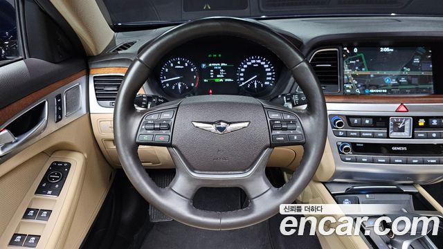Genesis G80 2019 — photo 19