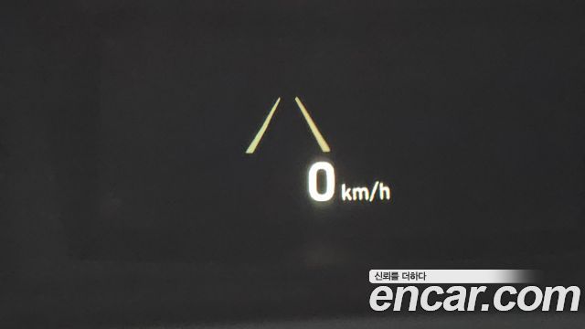 Genesis G80 2019 — photo 23