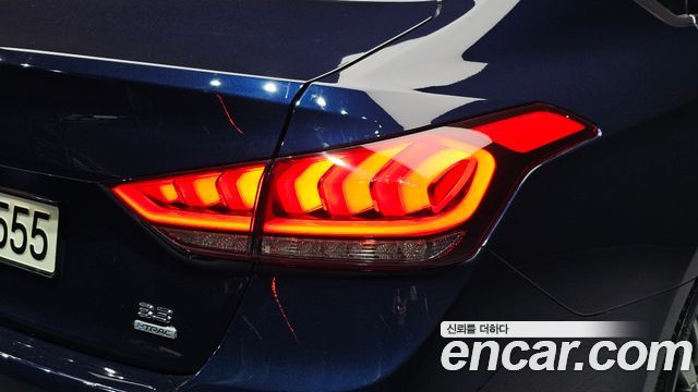 Genesis G80 2019 — photo 9