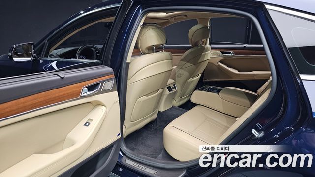 Genesis G80 2019 — photo 16