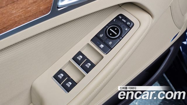 Genesis G80 2019 — photo 29
