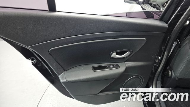 Renault Korea SM3 2016 — photo 15