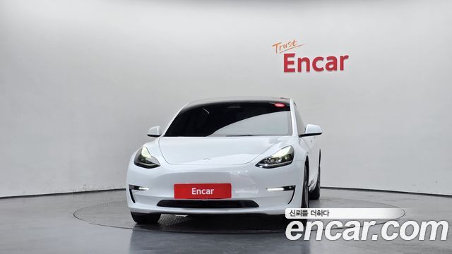 Tesla Model 3 2022 — photo 3