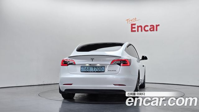 Tesla Model 3 2022 — photo 4