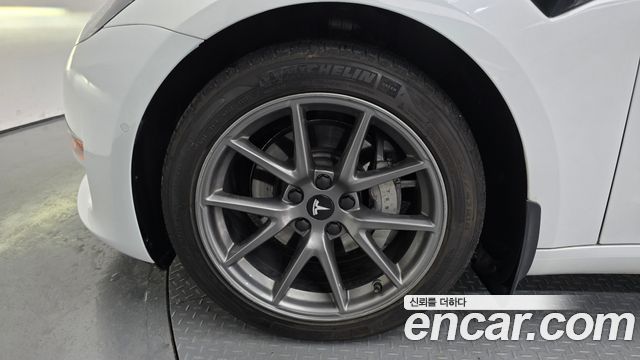 Tesla Model 3 2022 — photo 5