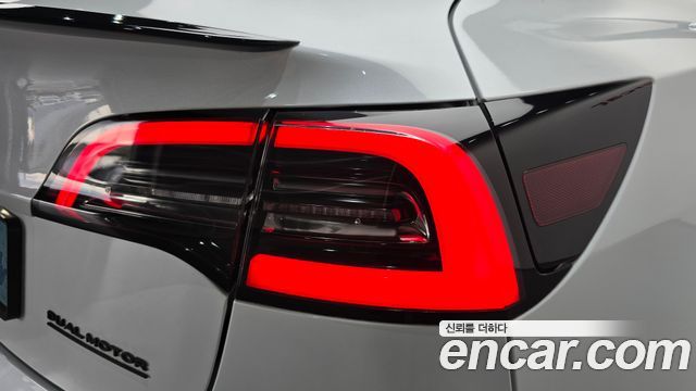 Tesla Model 3 2022 — photo 9