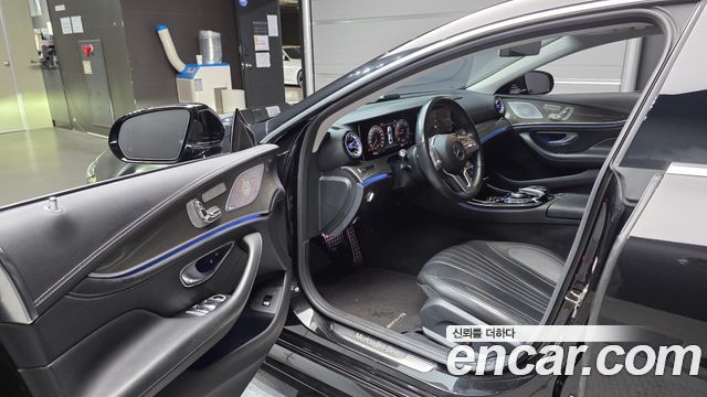 Mercedes-Benz CLS-Class 2019 — photo 13