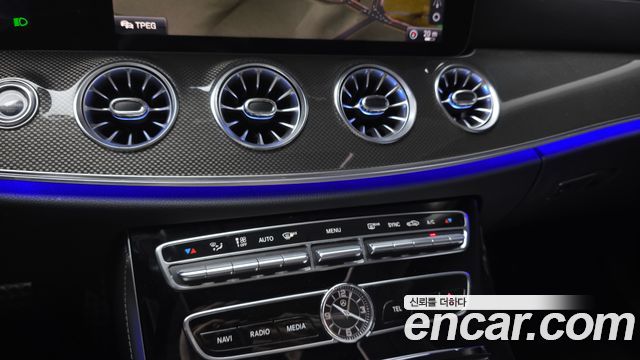 Mercedes-Benz CLS-Class 2019 — photo 22