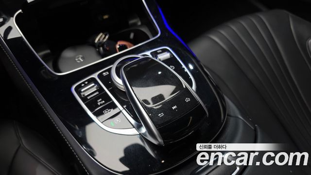 Mercedes-Benz CLS-Class 2019 — photo 23