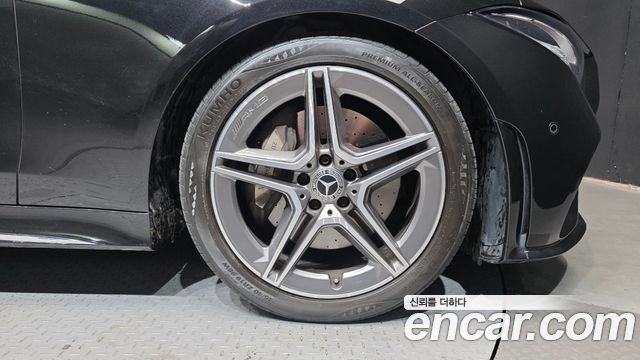 Mercedes-Benz CLS-Class 2019 — photo 7