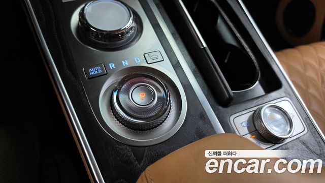 Genesis GV80 2020 — photo 12