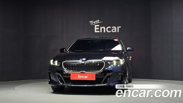 BMW i5 2024 — photo 3