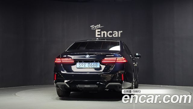 BMW i5 2024 — photo 4