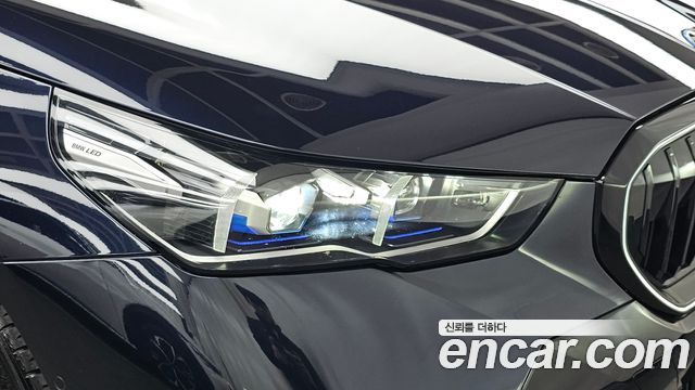 BMW i5 2024 — photo 8
