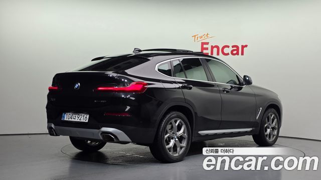 BMW X4 2023 — photo 2