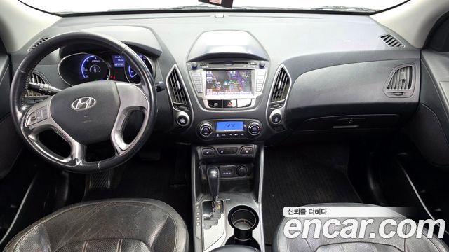 Hyundai Tucson 2011 — photo 7