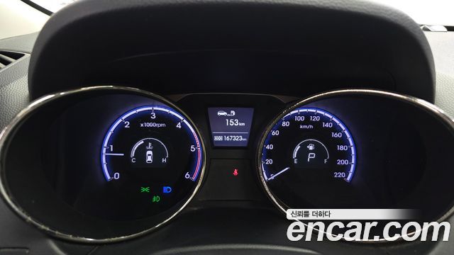 Hyundai Tucson 2011 — photo 8