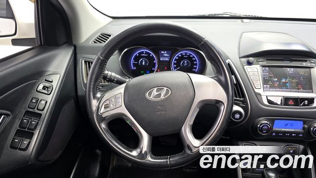 Hyundai Tucson 2011 — photo 13