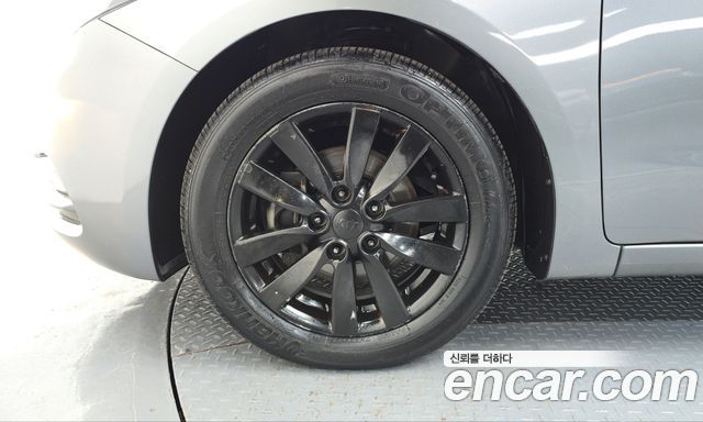 Kia K3 2015 — photo 5