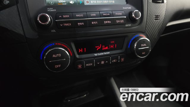 Kia K3 2015 — photo 29