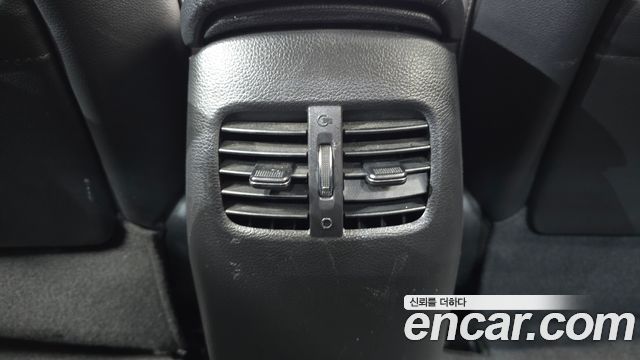 Kia K3 2015 — photo 30