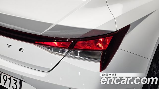 Hyundai AVANTE 2023 — photo 9