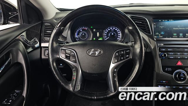 Hyundai Grandeur 2016 — photo 19