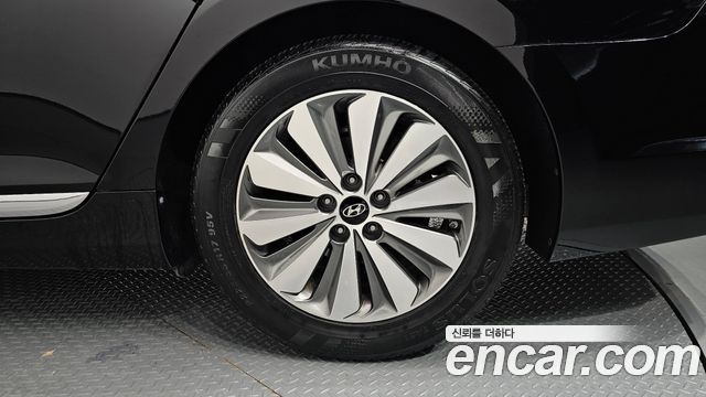 Hyundai Grandeur 2016 — photo 7